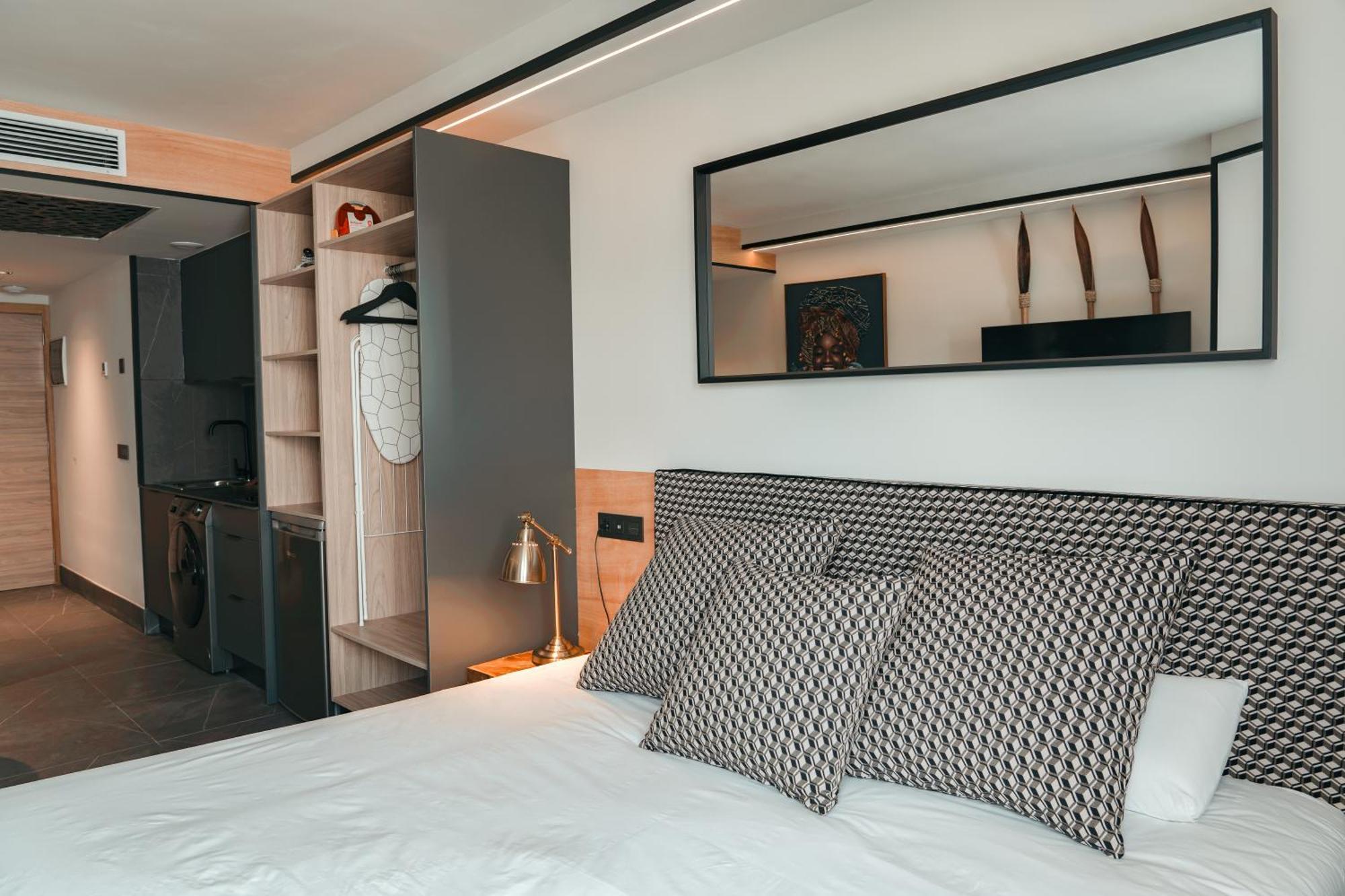 Poem Apartments, Las Canteras Лас-Пальмас-де-Гран-Канария Экстерьер фото